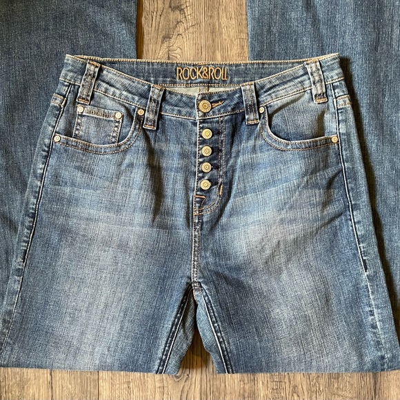 Rock & Roll Cowgirl High Rise Dark Blue Flared Jeans, Size 31x32 - Picture 3 of 7